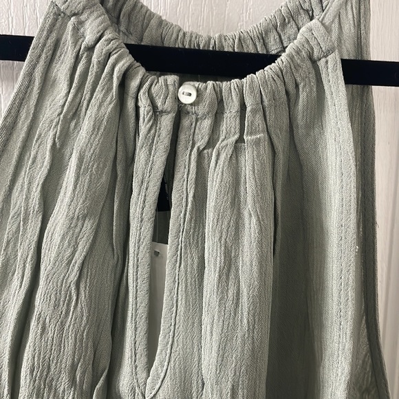 Sage Green Top from H&M - Picture 4 of 4